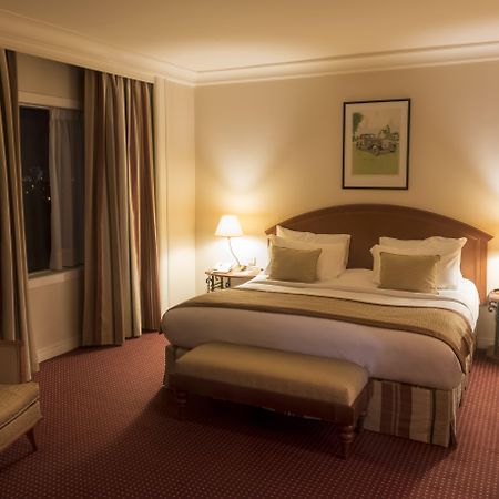 Pullman Bucharest World Trade Center Hotel Bagian luar foto
